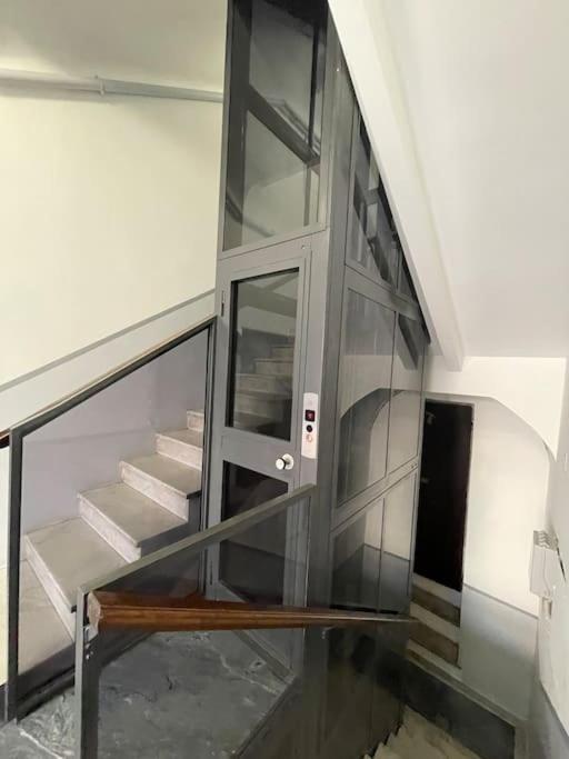 Cozy Apartment In Trastevere Рим Екстер'єр фото