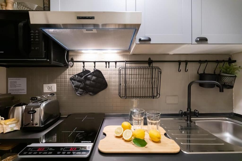 Cozy Apartment In Trastevere Рим Екстер'єр фото
